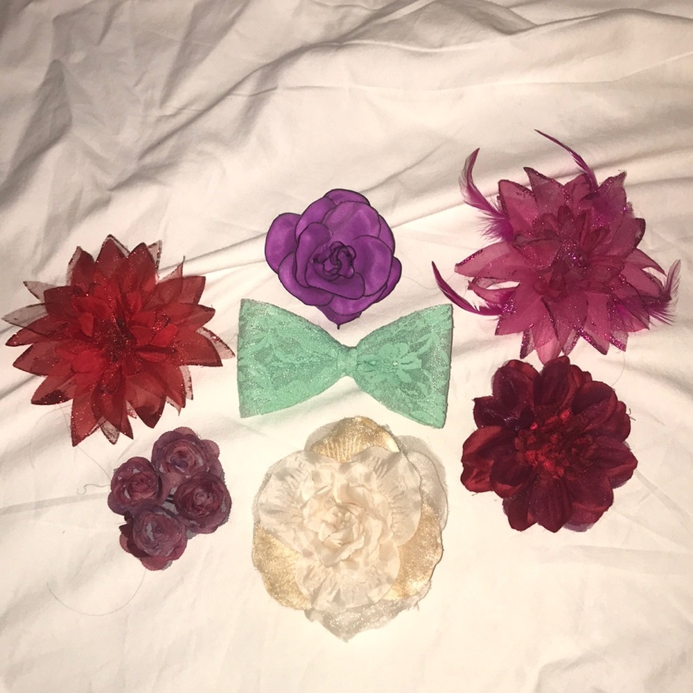 Set of Hair Flowers/Bows